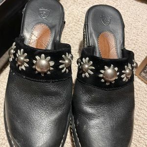 Ariat Woman’s Victoria Black Clogs